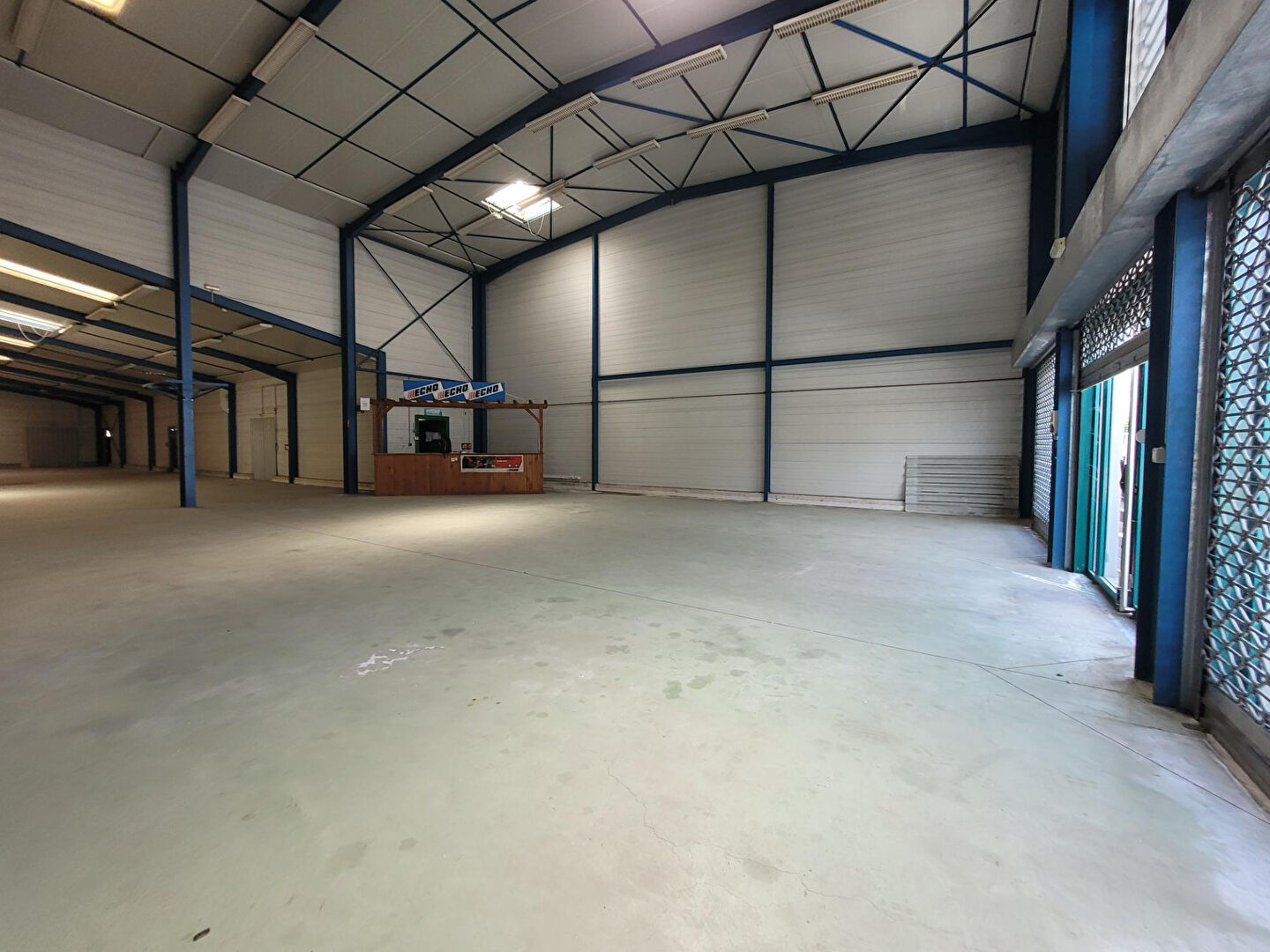 Photo Local commercial  de 550 m² ZI NORD Montauban image 3/4