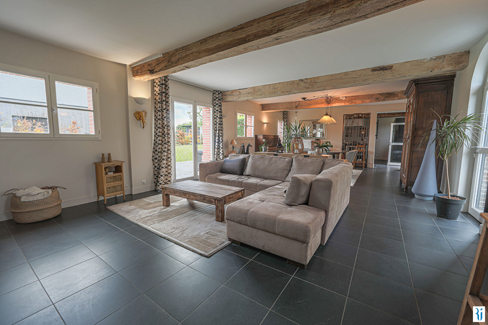 MAISON ISNEAUVILLE - 5 pièce(s) - 133.55 m2