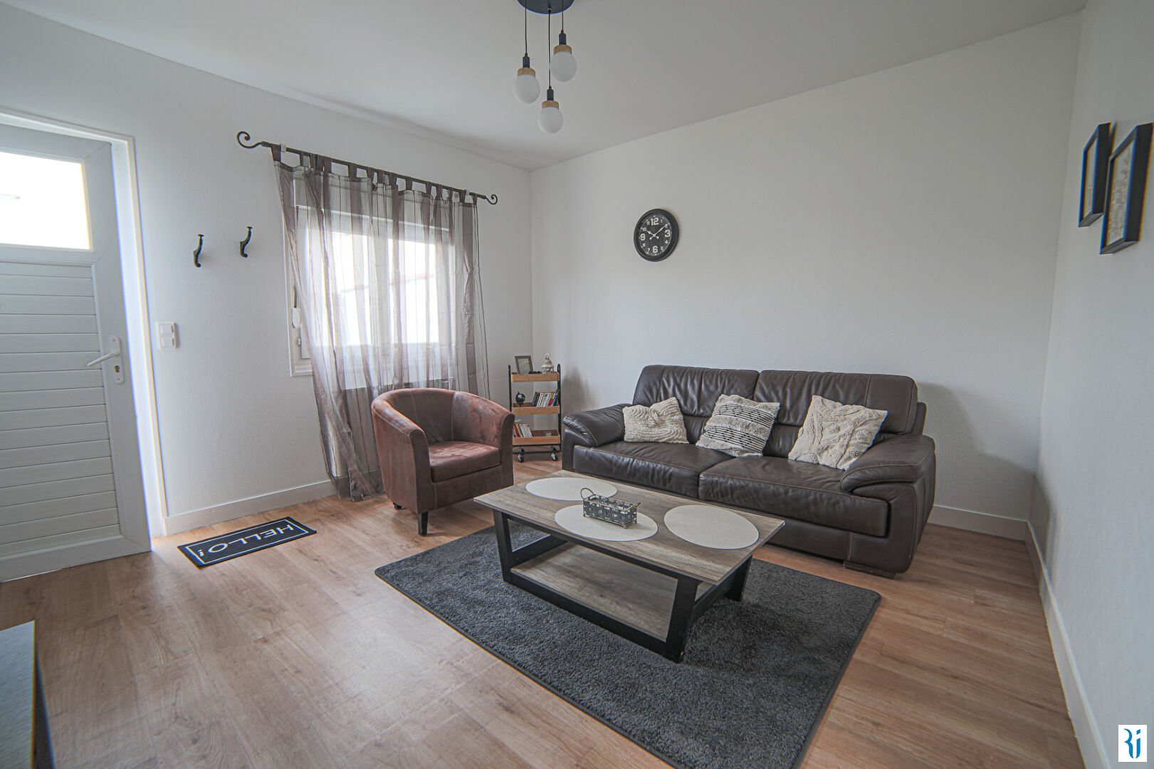 Maison meublée + terrasse + parking privatif Rouen Gauche 3 pièces - 52.8m2 - REF : SCBO-MONDE-14