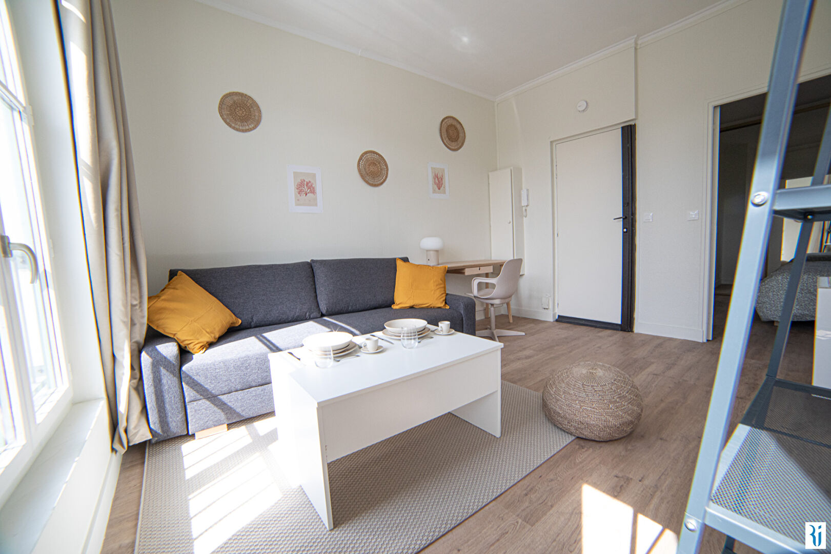 Photo Appartement  meublé 2 pièce(s) - Référence du bien : BREA-VIEUX-GAUCHE image 1/6