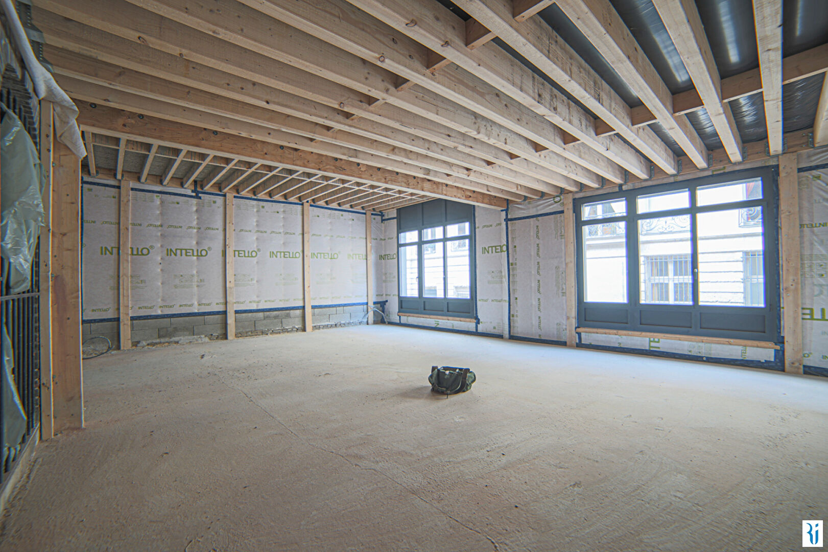 Photo Location pure rue Jeanne d'Arc à Rouen 108m2 image 6/6