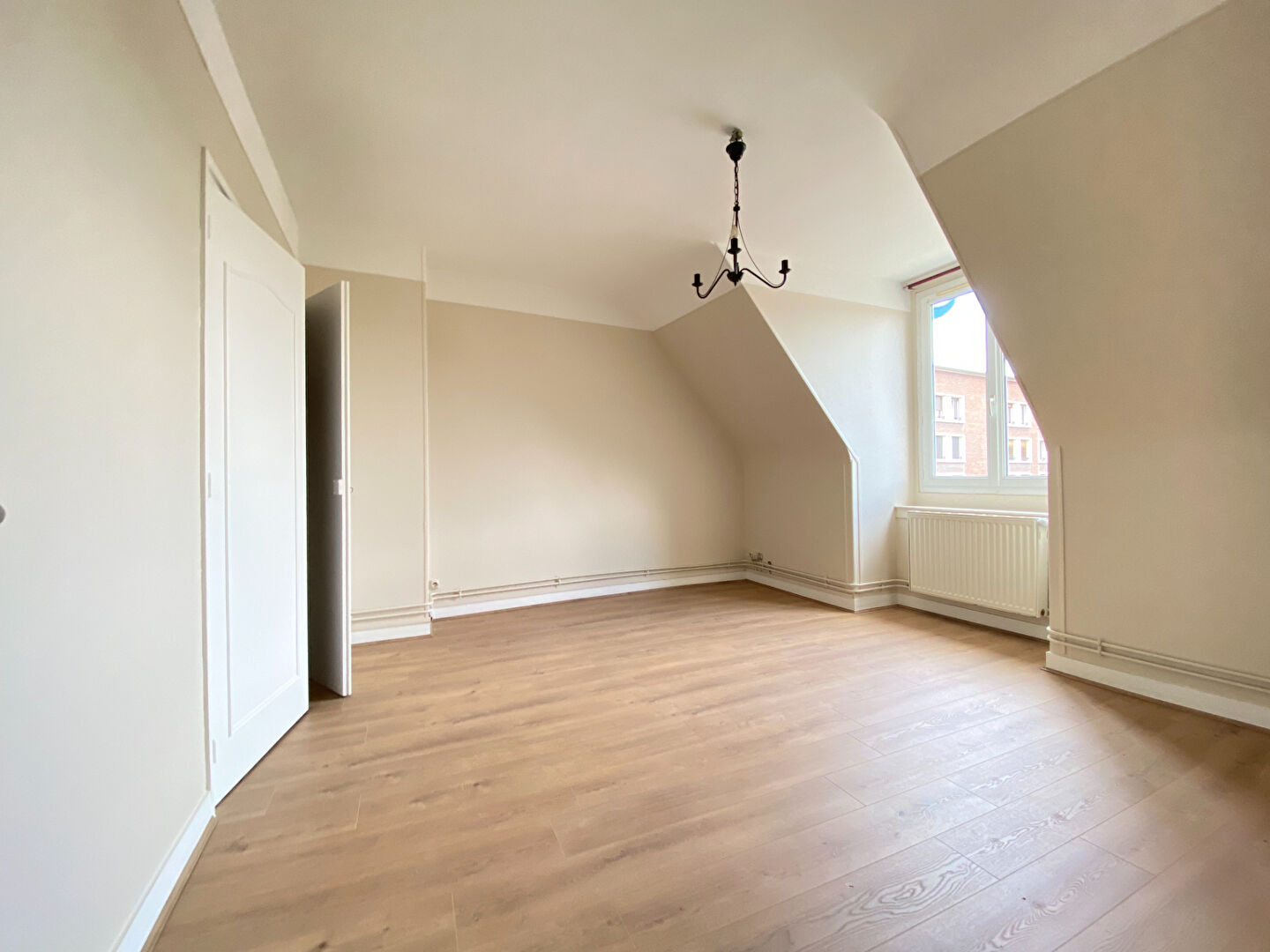 Agence immobilière de  Cabinet LEROUX - Cabinet LEROUX 

