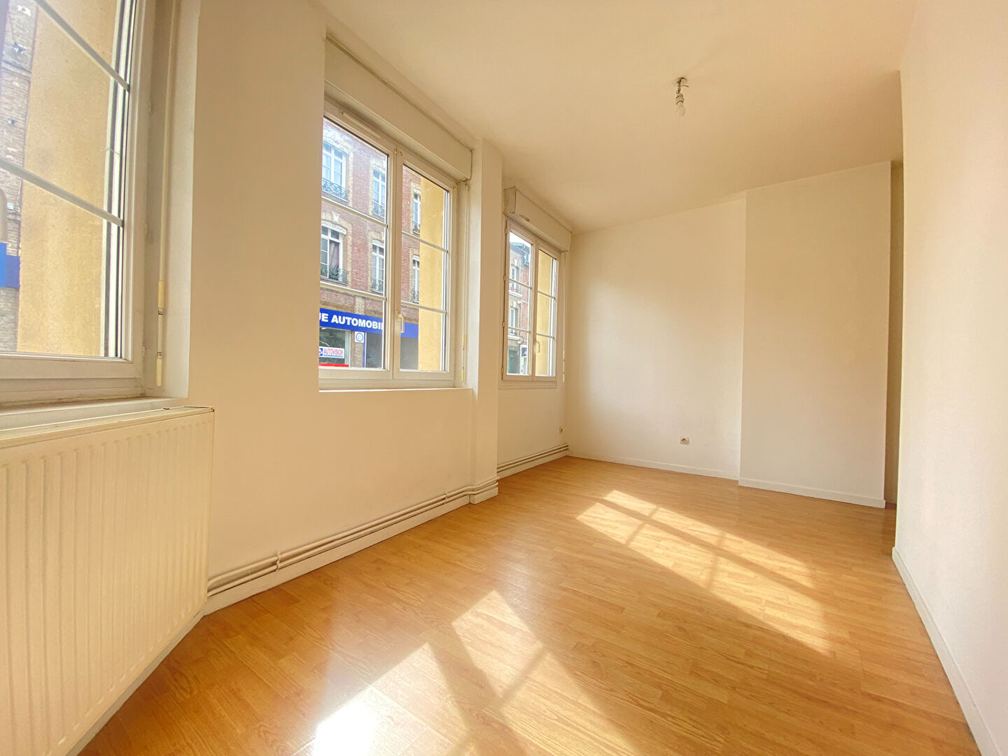 Agence immobilière de  Cabinet LEROUX - Cabinet LEROUX 
