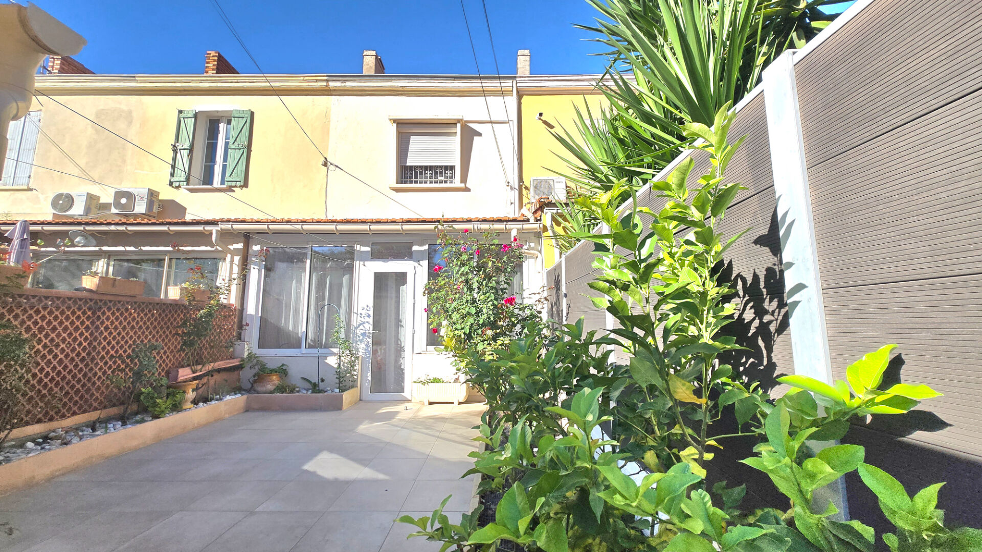 L'ESTAQUE GARE. CHARMANTE MAISON AVEC JARDIN, VERANDA ET GARAGE