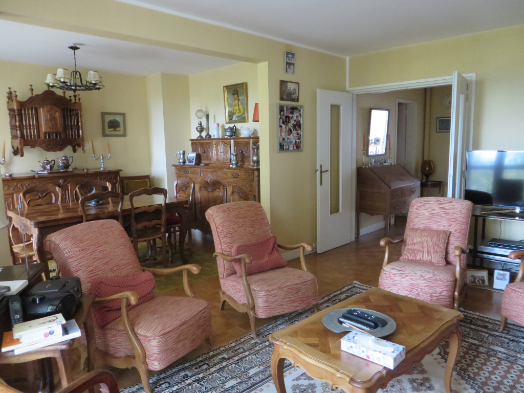 Photo Appartement Saint Germain En Laye 6 pièces de 115m² image 3/6