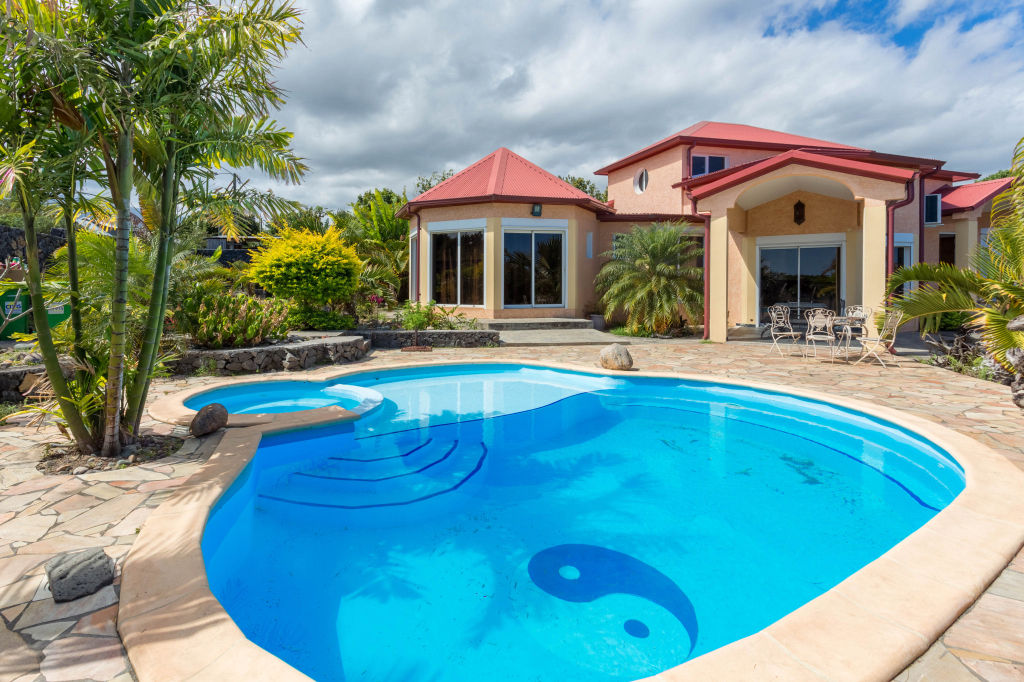 Photo Maison Saint Pierre 3 pièce(s) 160 m2 image 1/1