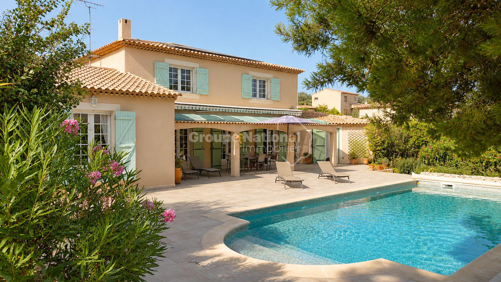 Exclusivité à Ensuès-la-Redonne : Une maison où l'on vit en vacances toute l'année