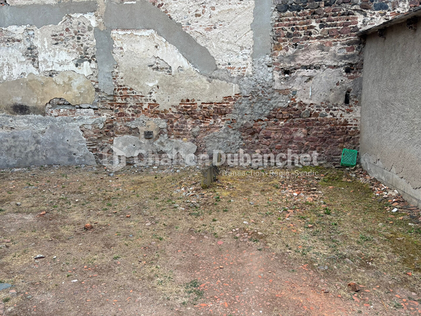 ROANNE - STATIONNEMENT