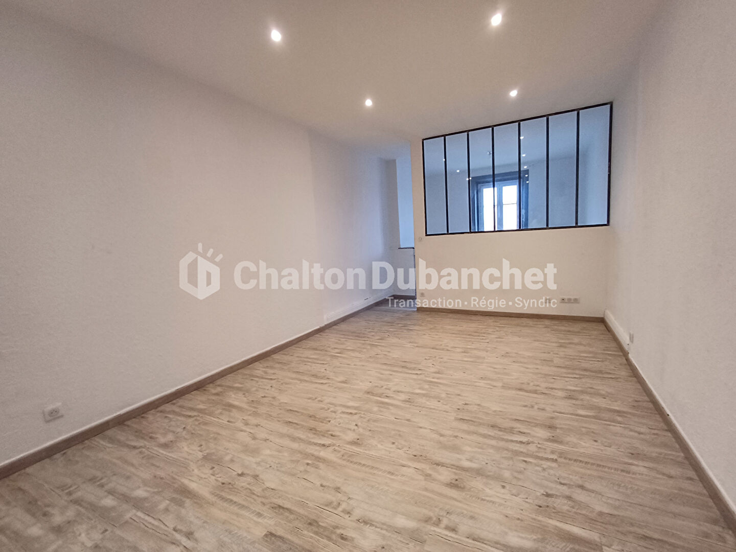 Agence immobilière de 
 CHALTON DUBANCHET IMMOBILIER - CHALTON DUBANCHET IMMOBILIER 
