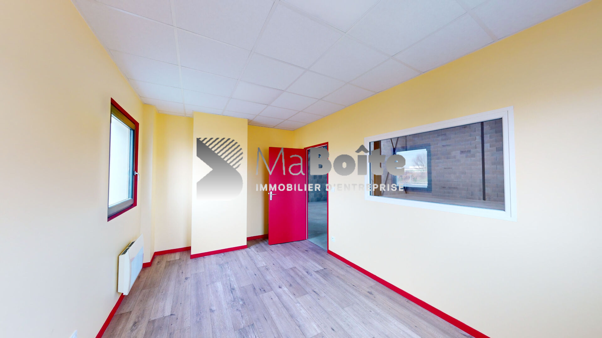 Photo RIORGES - Local artisanal neuf zone la Villette image 5/5