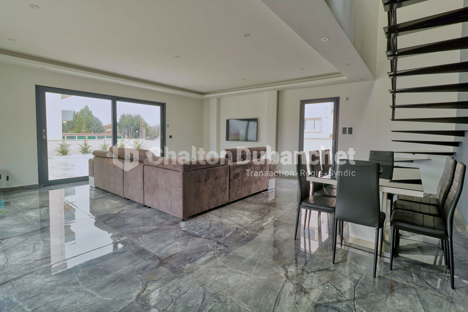 Photo ROANNE - Modern House de 140 m² image 6/6
