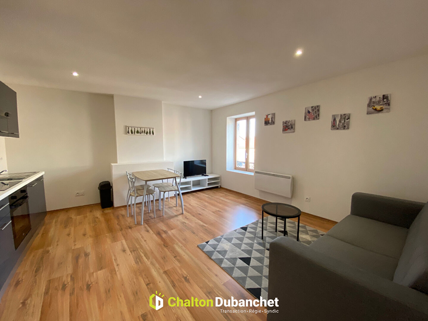 Agence immobilière de 
 CHALTON DUBANCHET IMMOBILIER - CHALTON DUBANCHET IMMOBILIER 
