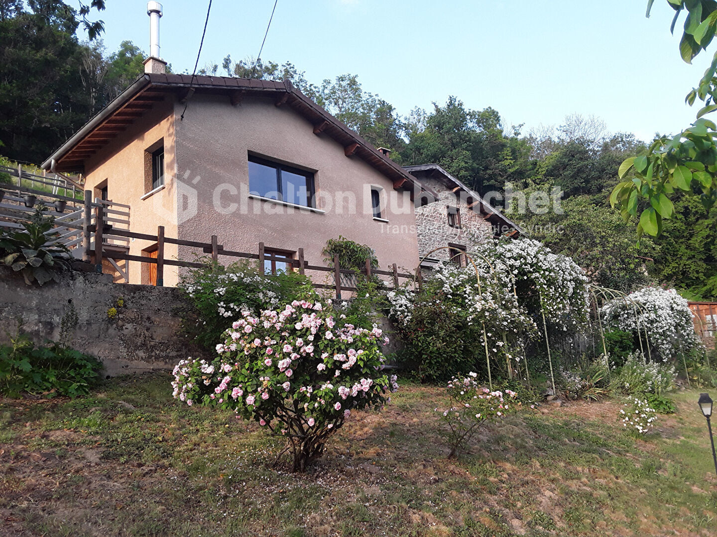 Photo Maison de 130 m² avec dépendances image 2/6