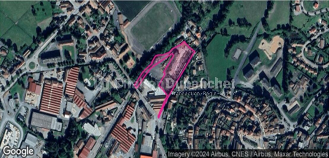 Photo THIZY LES BOURGS -  Bâtiment et terrain de 10 916 m² image 1/5