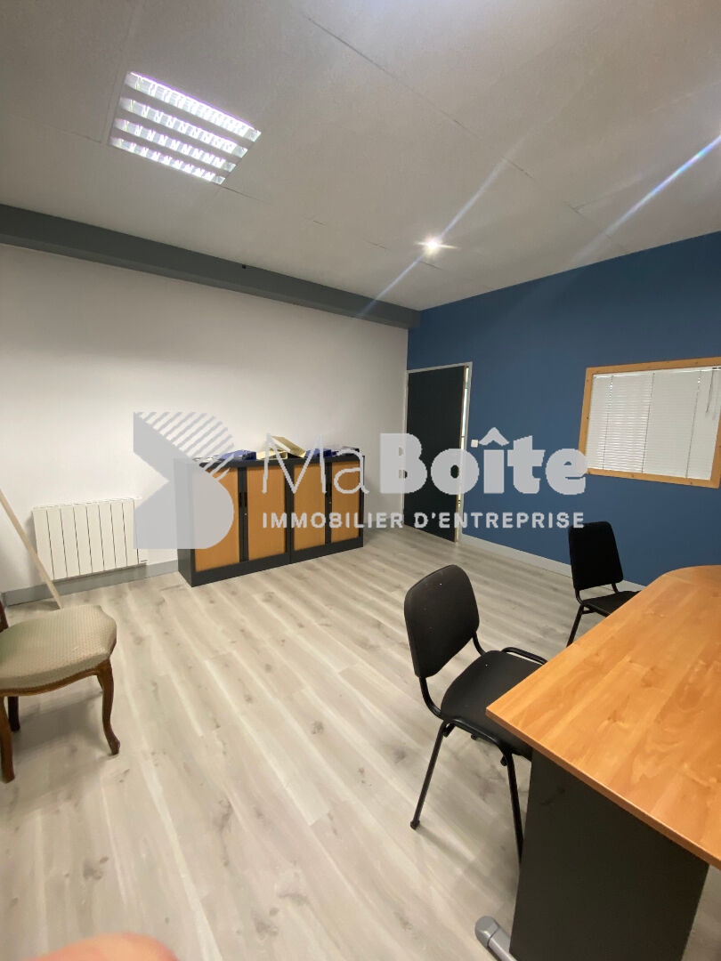Photo BALBIGNY - bureau de 15 m² image 1/5