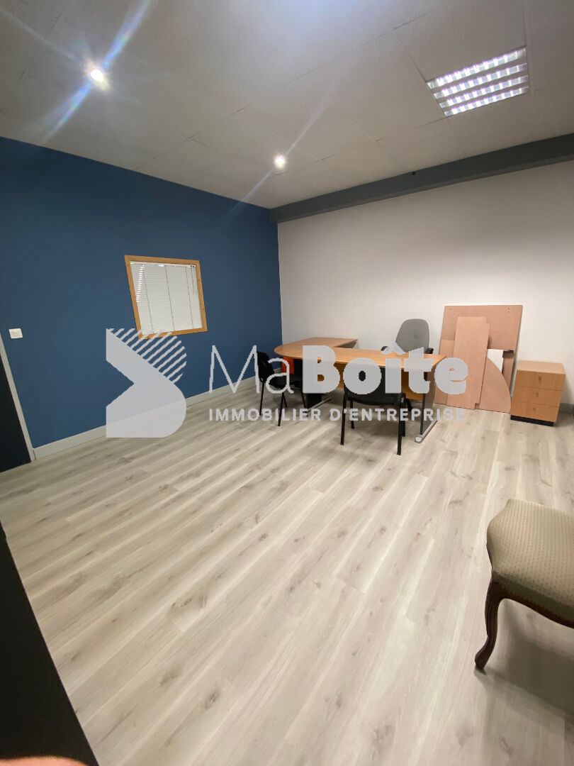 Photo BALBIGNY - bureau de 15 m² image 2/5