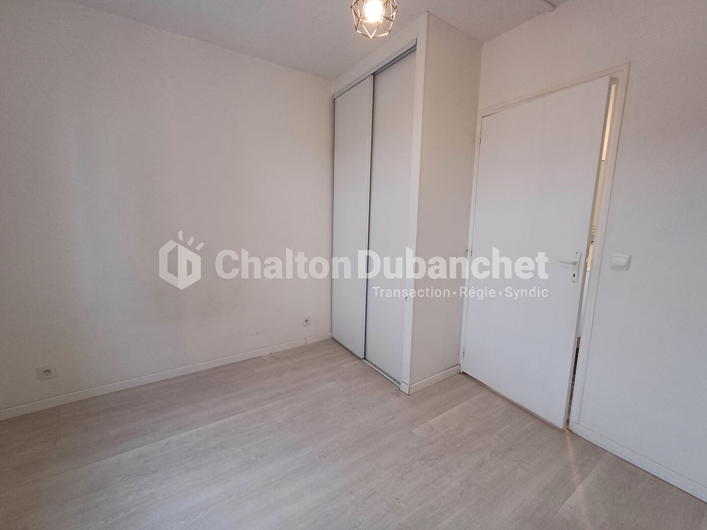 Photo ROANNE - Appartement Roanne 2 pièce(s) 46.45 m2 image 4/5