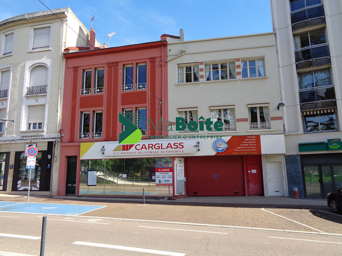 ROANNE - Local commerciale de 442 m²