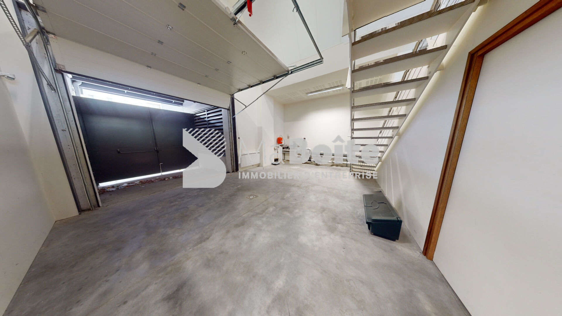 Photo ST ETIENNE - Bureaux de 1 337 m² divisé en 2 lots image 6/6