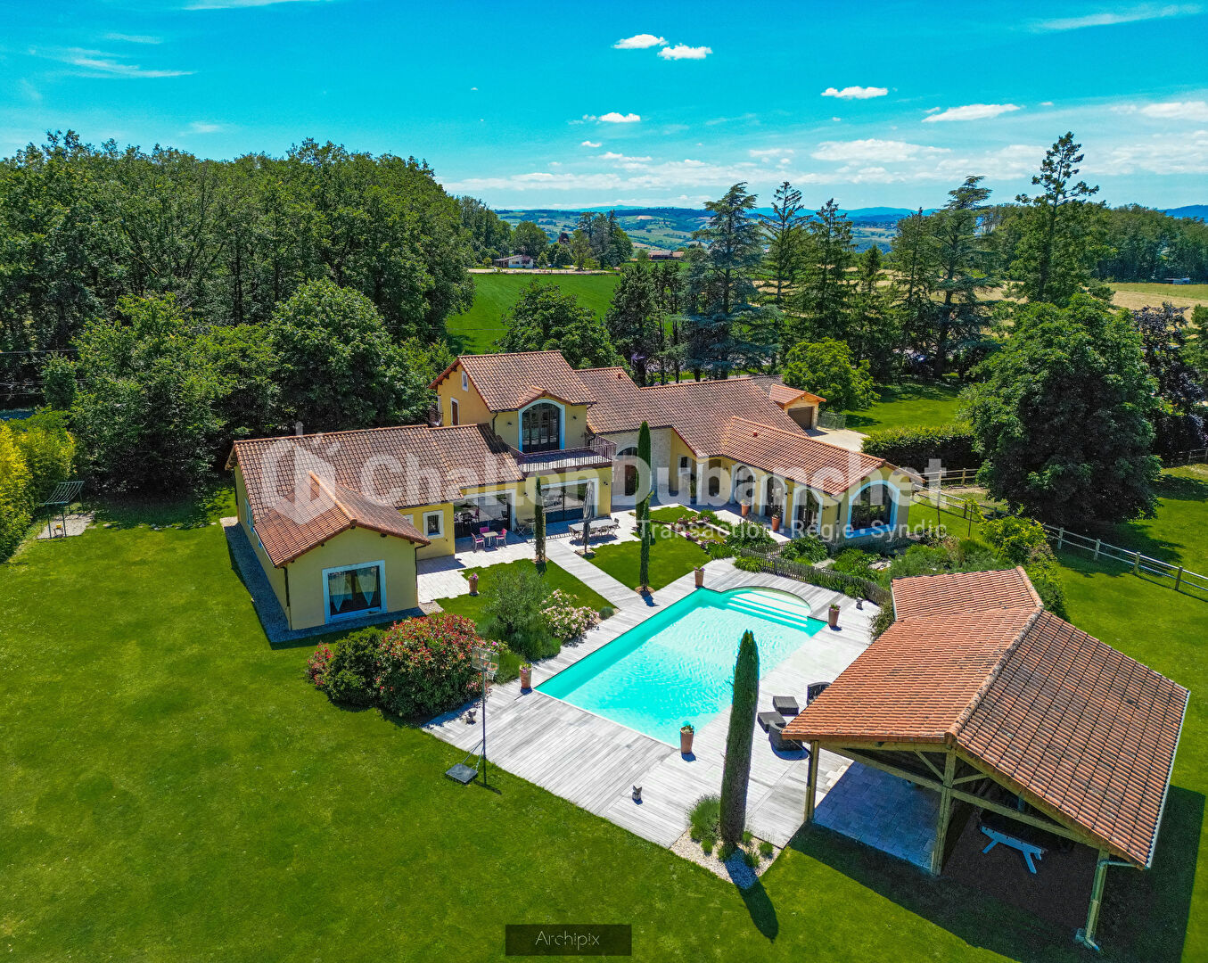 Photo 5 Minute de Roanne - Demeure de prestige 13 pièce(s) 400 m image 2/6