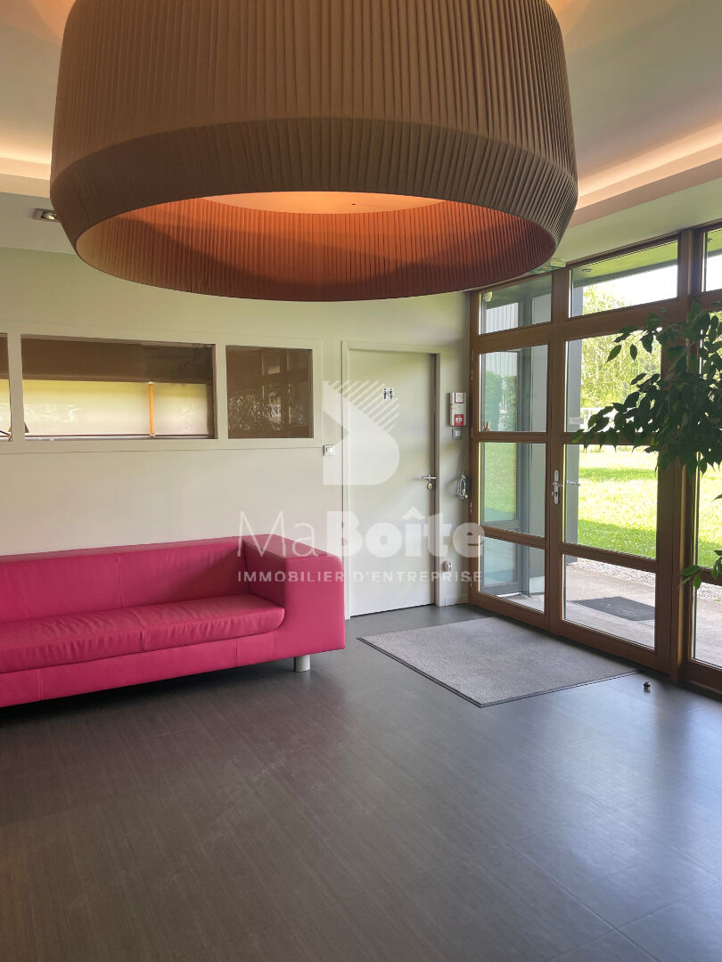 Photo EXCLUSIF  10 'MINUTES ST ETIENNE  / BATIMENT DE QUALITE SUR ZONE image 5/6