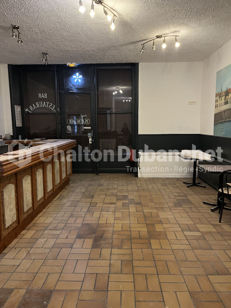 Photo LE COTEAU - Local commercial de 60 m² image 4/6