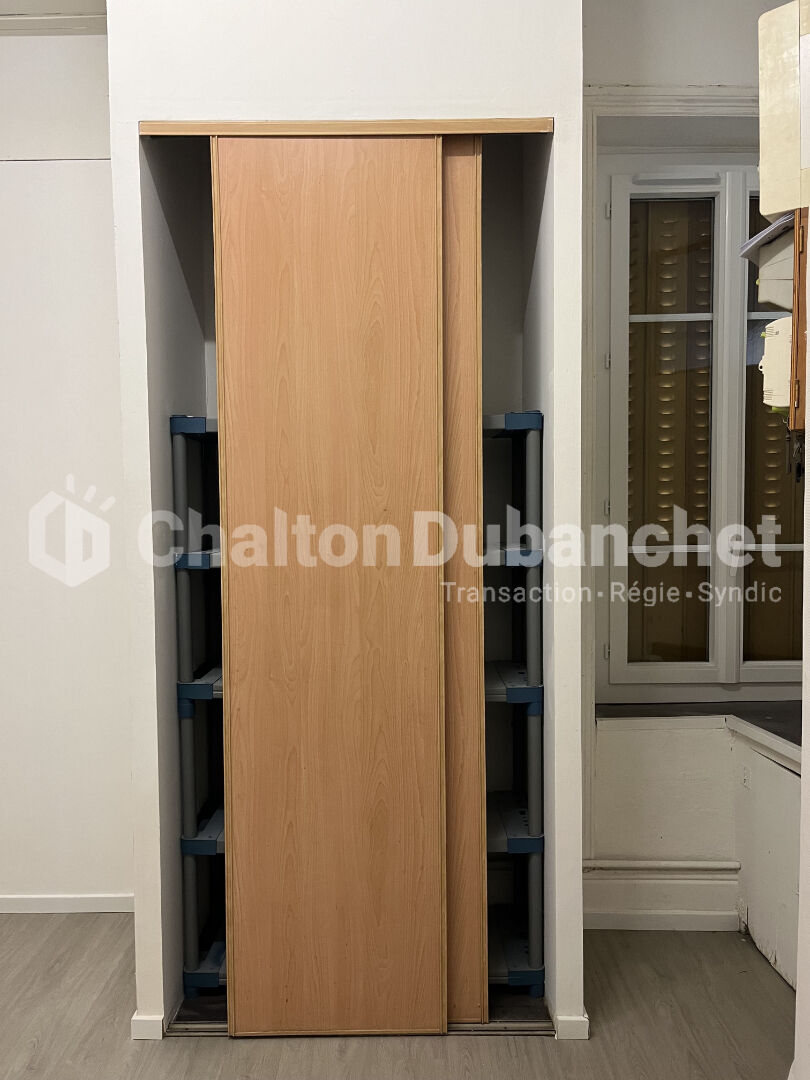 Photo LE COTEAU - Local commercial de 60 m² image 6/6