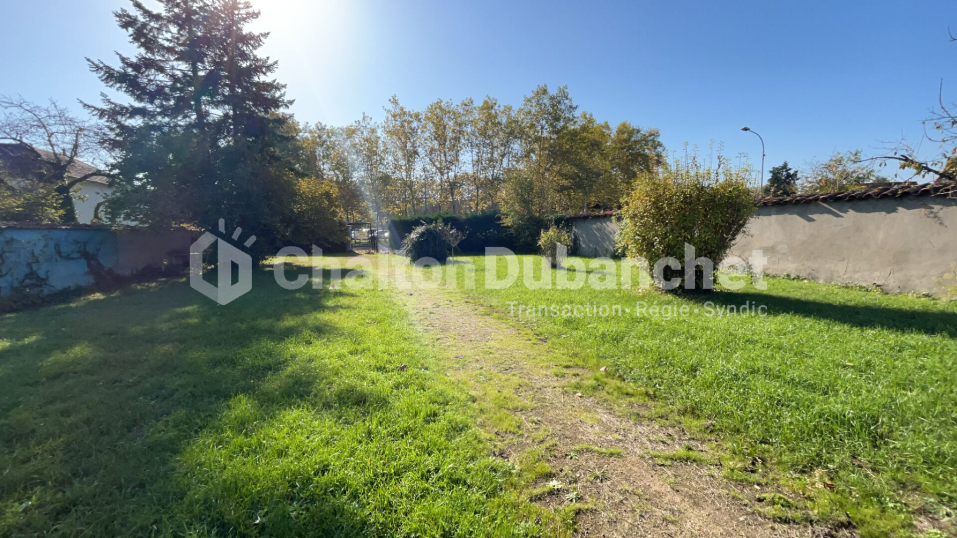 Photo EXCLUSIF RIORGES Terrain 1239 m² image 4/6