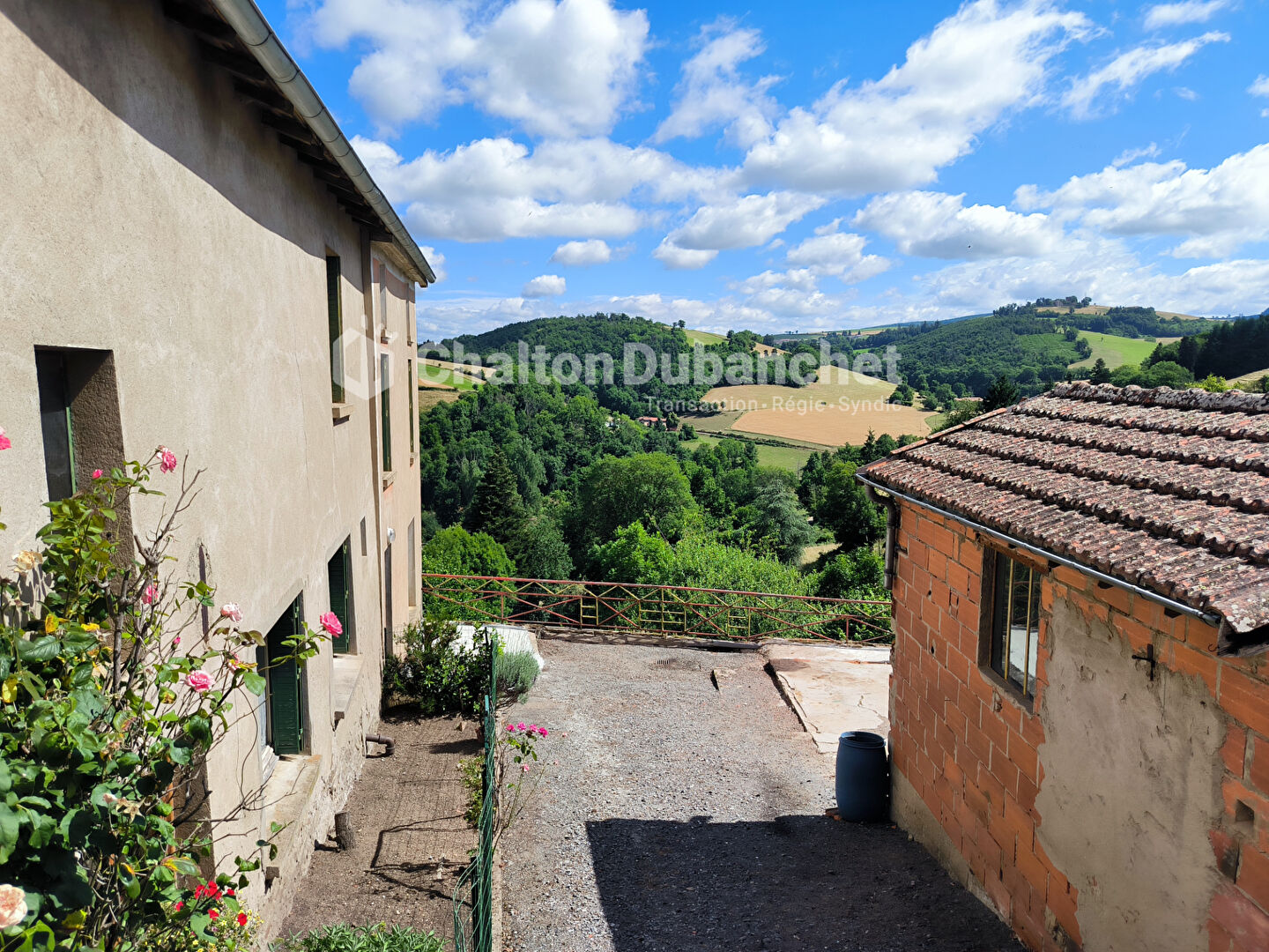 SAINTE COLOMBE SUR GAND Maison 110m²