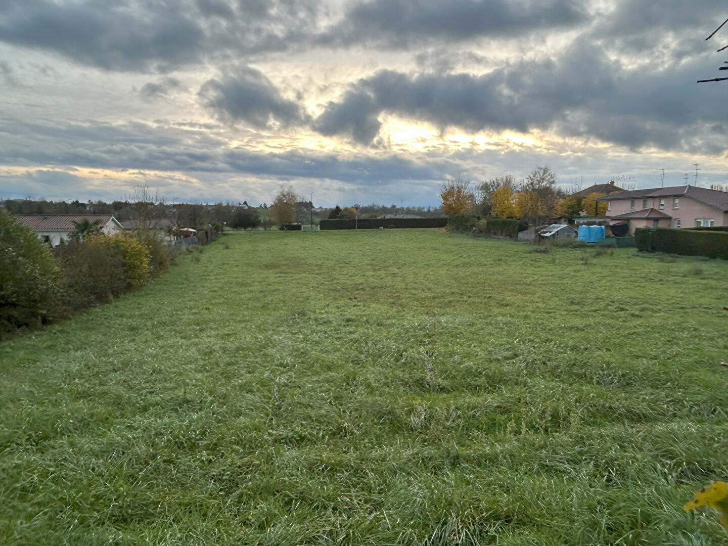 Photo EXCLU SAINT NIZIER SOUS CHARLIEU - Terrain a bâtir image 1/3
