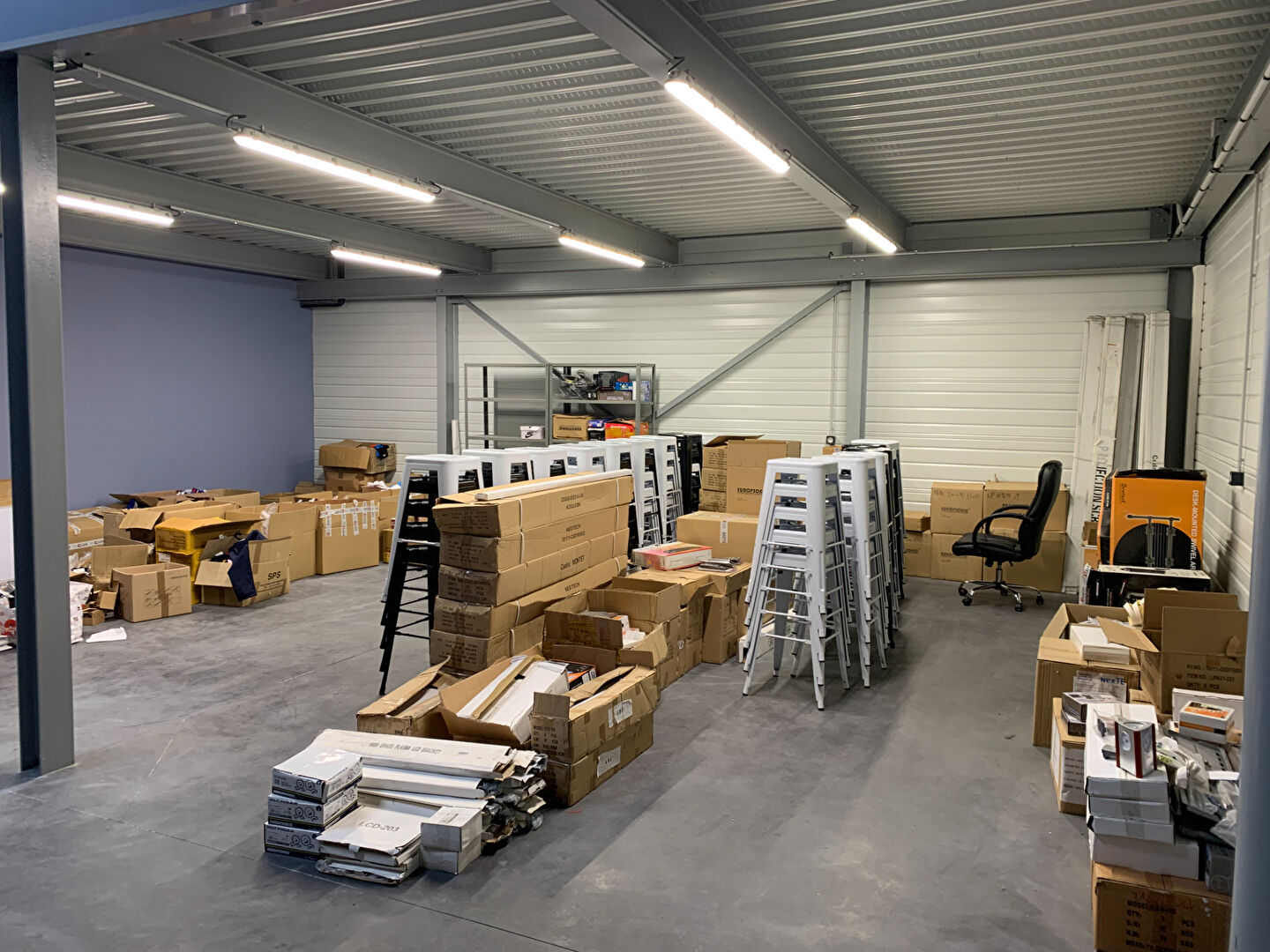 Photo LE COTEAU - Local d'activité 360 m² image 6/6