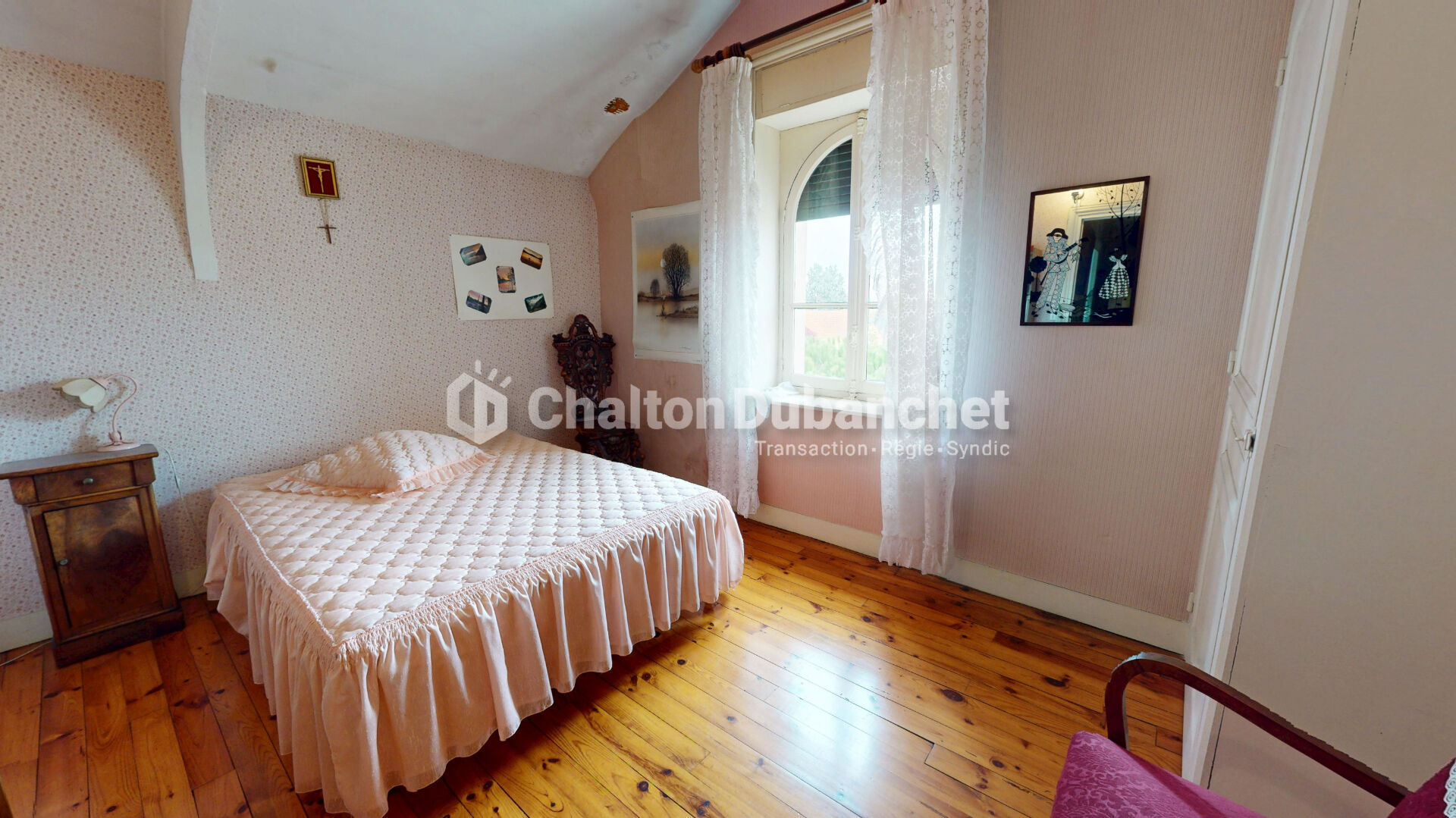 Photo ROANNE - Maison 7 pièce(s) 167 m2 image 5/6