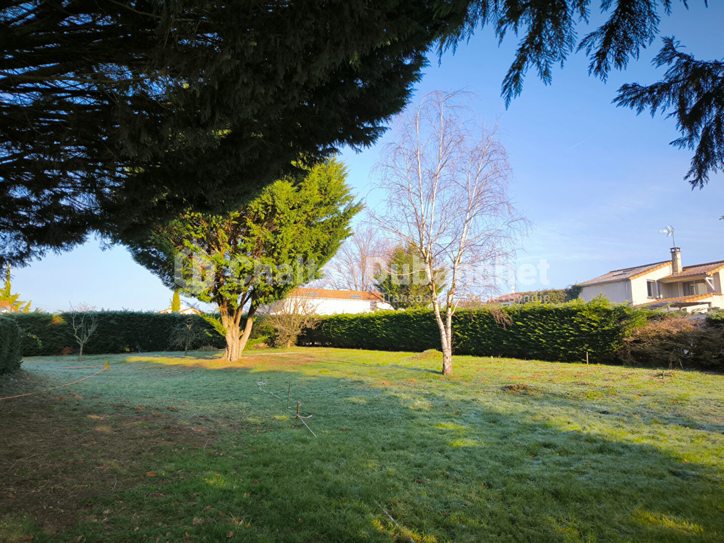 SAINT VINCENT DE BOISSET - Terrain 868 m2