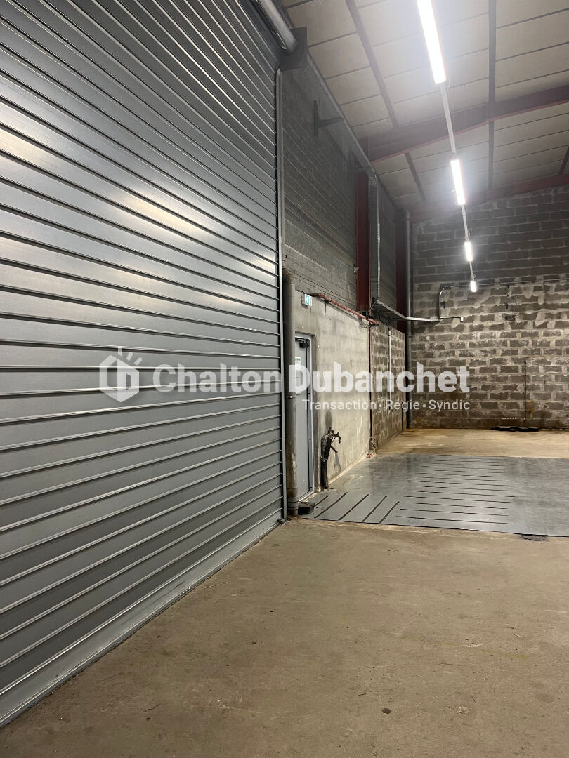 Photo LE COTEAU - Local commercial de 360 m² image 2/6