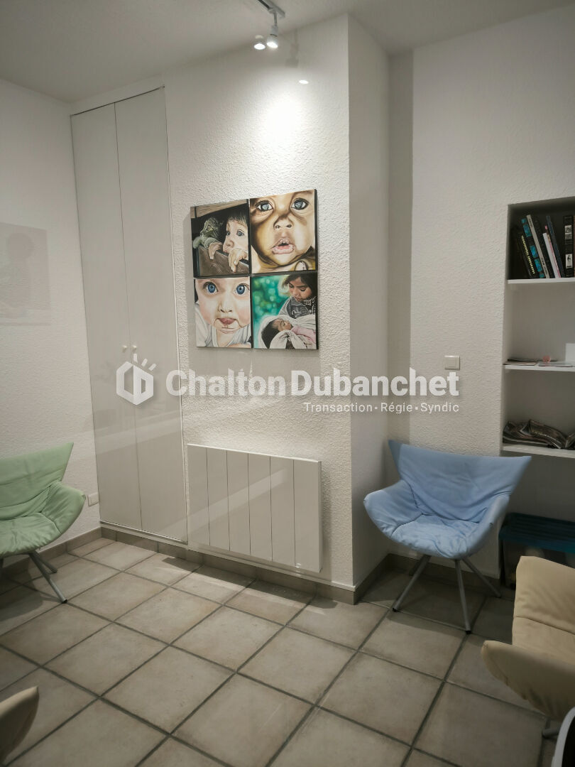 Photo Bureaux  4 pièce(s) 4 m2 image 6/6