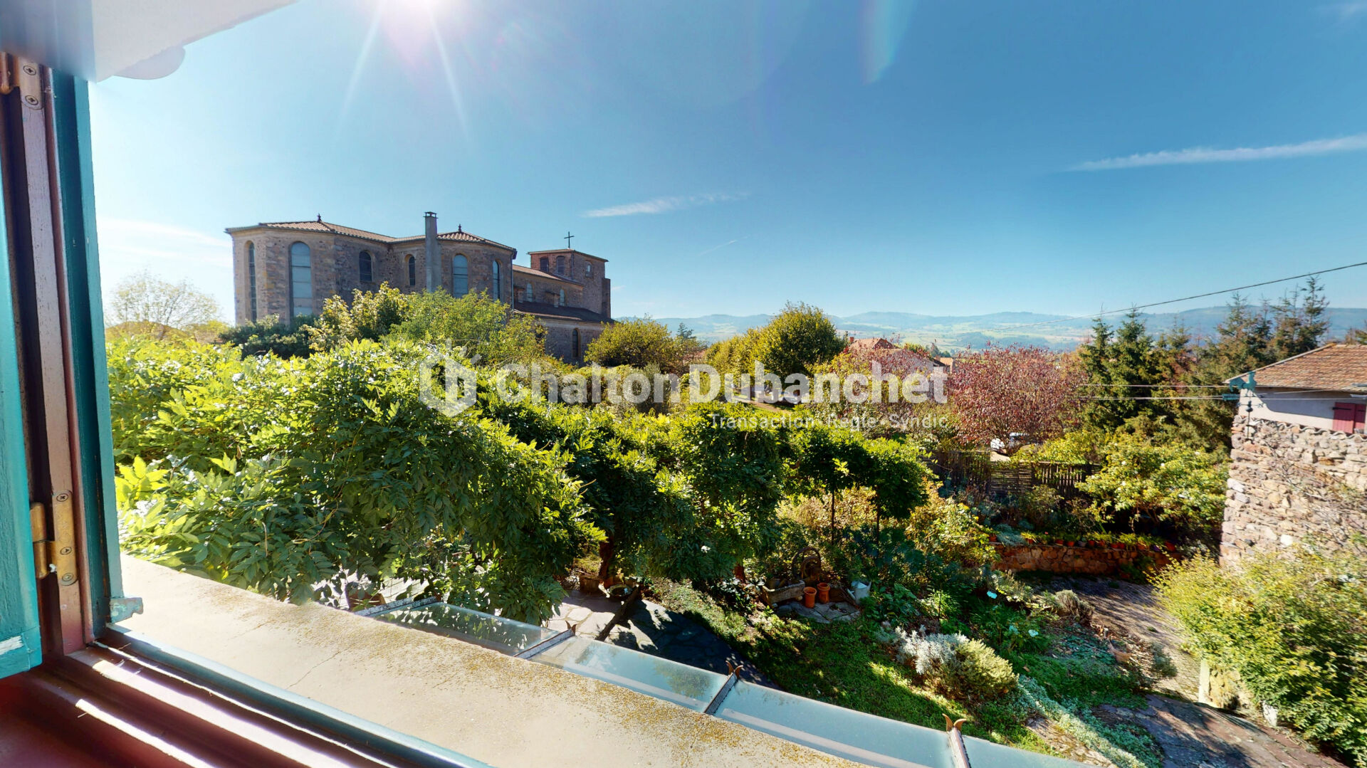 Photo CO EXCLUSIVITE  coup de coeur ! Propriété vigneronne en pierre de 180 m² avec dépendances dans cadre bucolique image 2/6