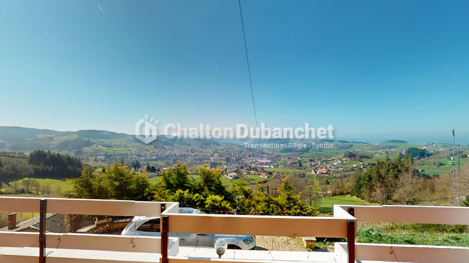 Photo COURS - Maison de 266 m² image 2/6