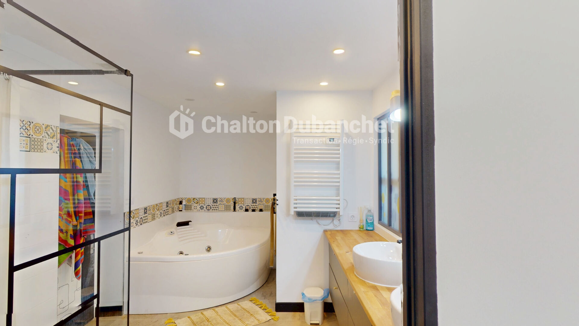 Photo SAINT JUST LA PENDUE Maison d'habitation 168m² image 5/6