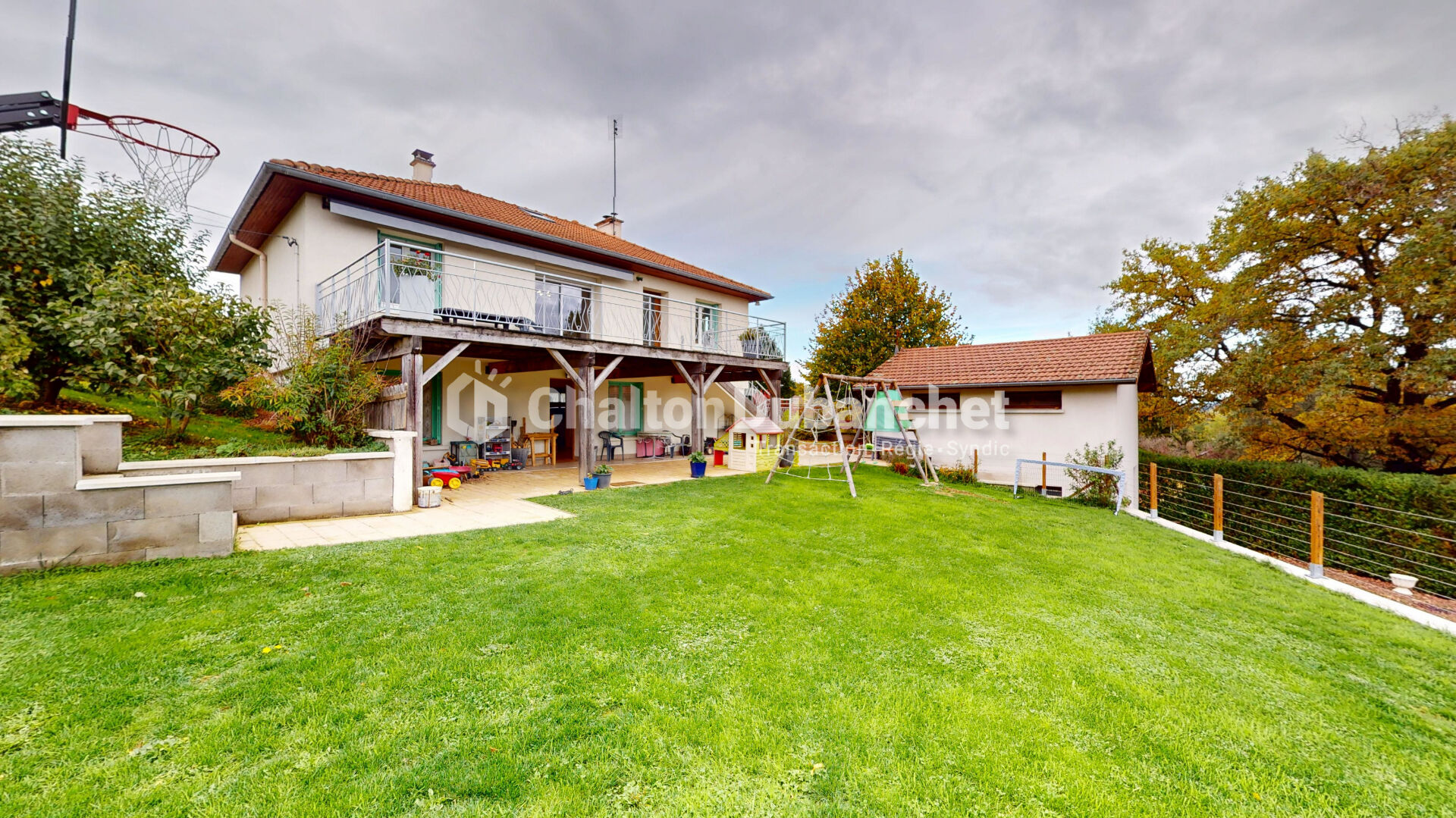 Maison Saint Cyr De Favieres 5 pièce(s)