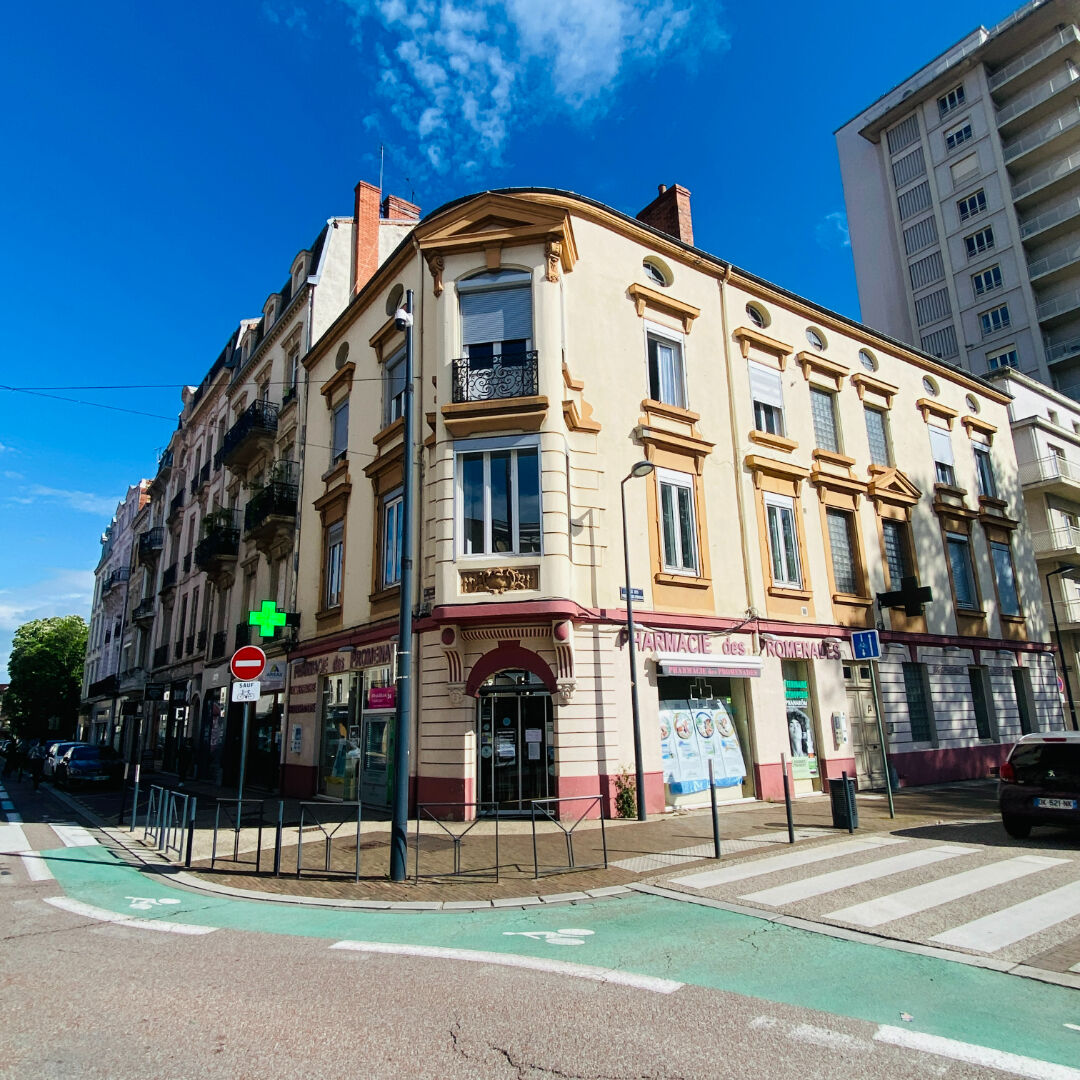 Local Commercial + Appartement