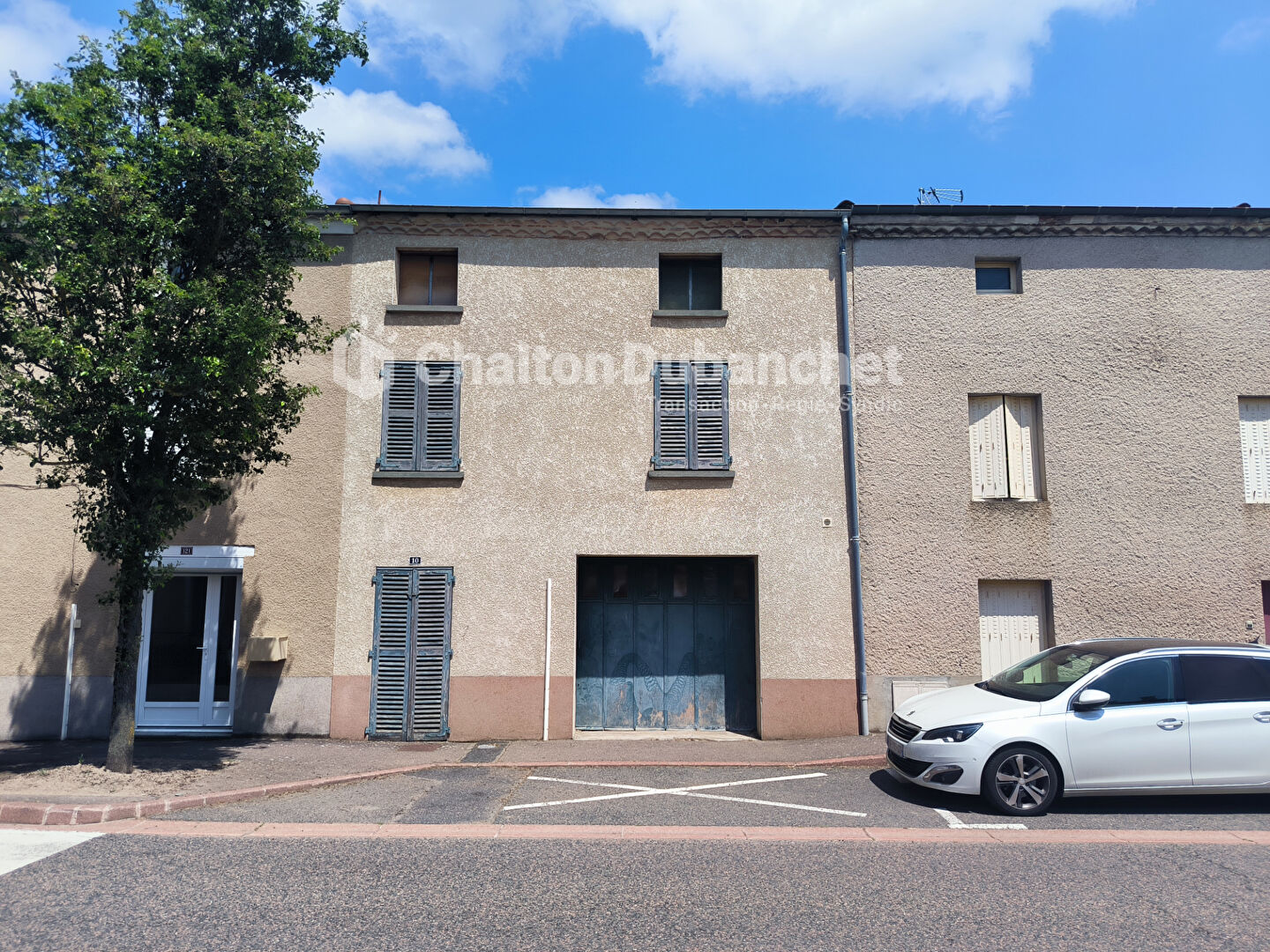 Photo NEULISE tenement immobilier 340m² image 3/6