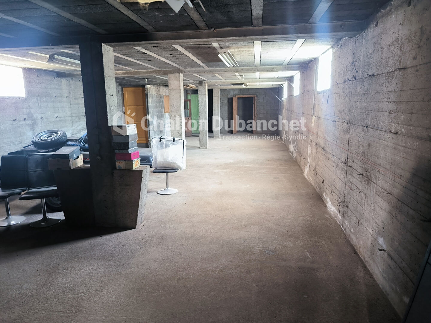 Photo NEULISE tenement immobilier 340m² image 4/6