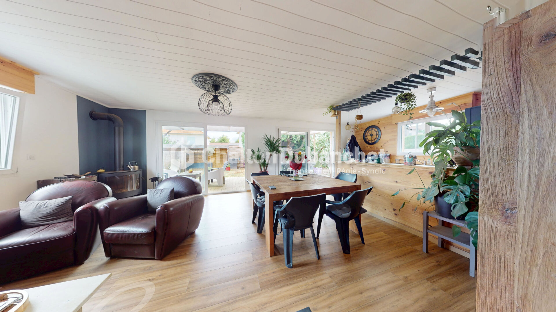 Photo LE COTEAU - Maison de 125 m² image 3/6