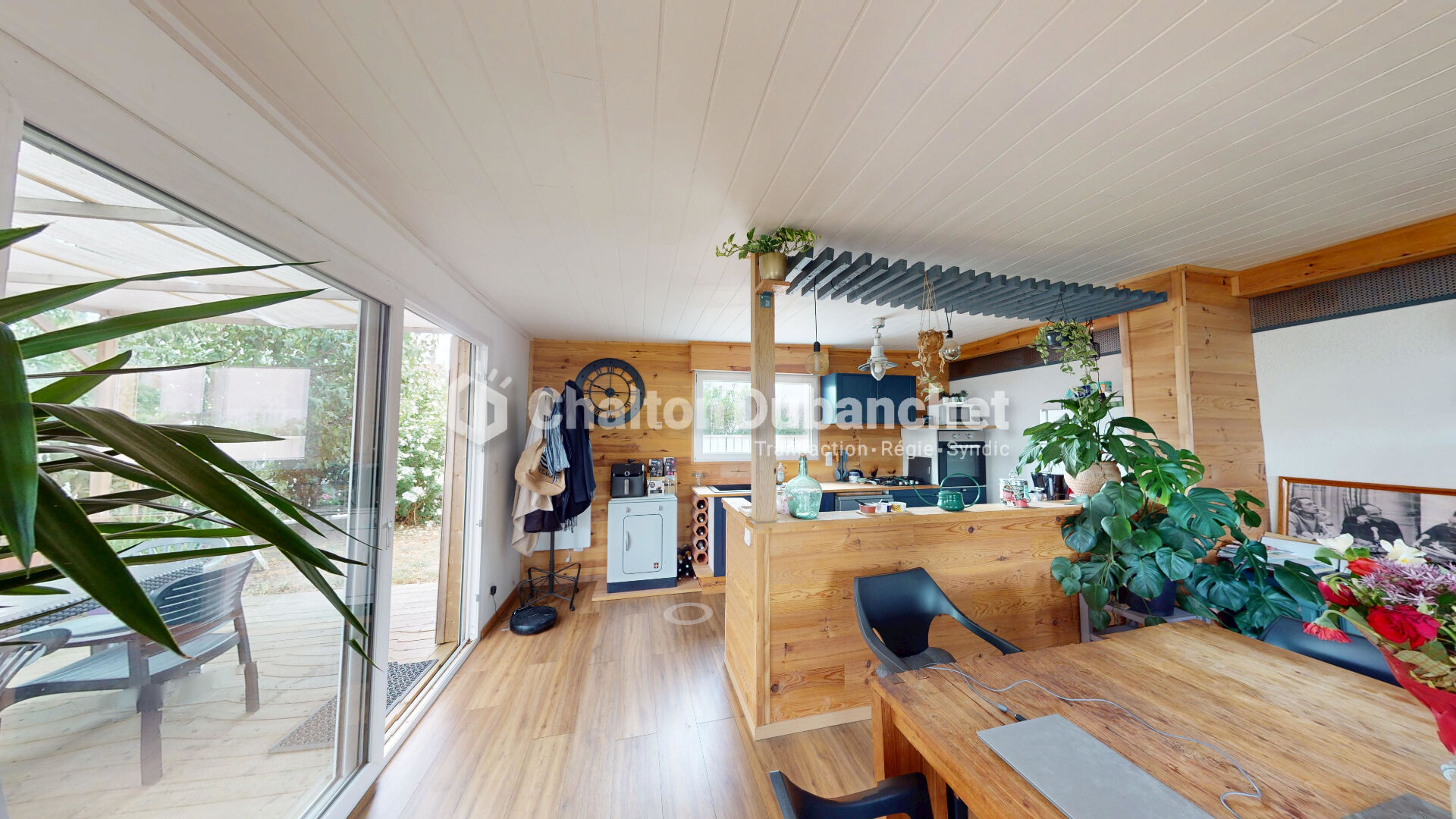 Photo LE COTEAU - Maison de 125 m² image 6/6