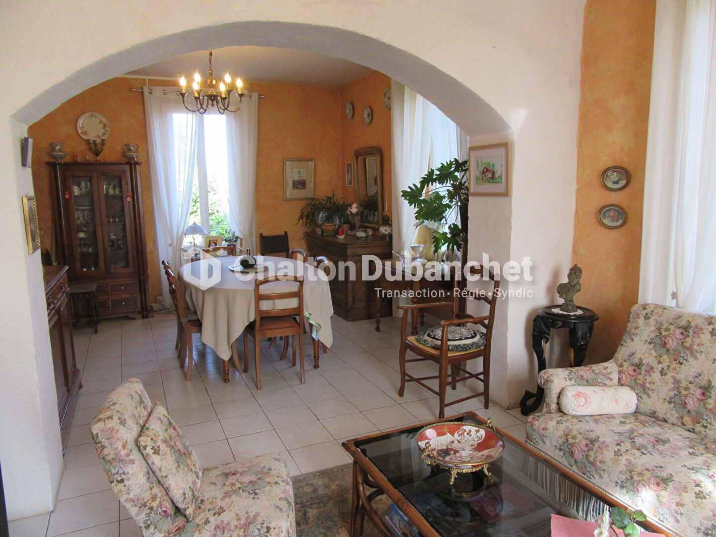 Photo Maison Saint Jodard 8 pièce(s) 170 m2 image 2/6
