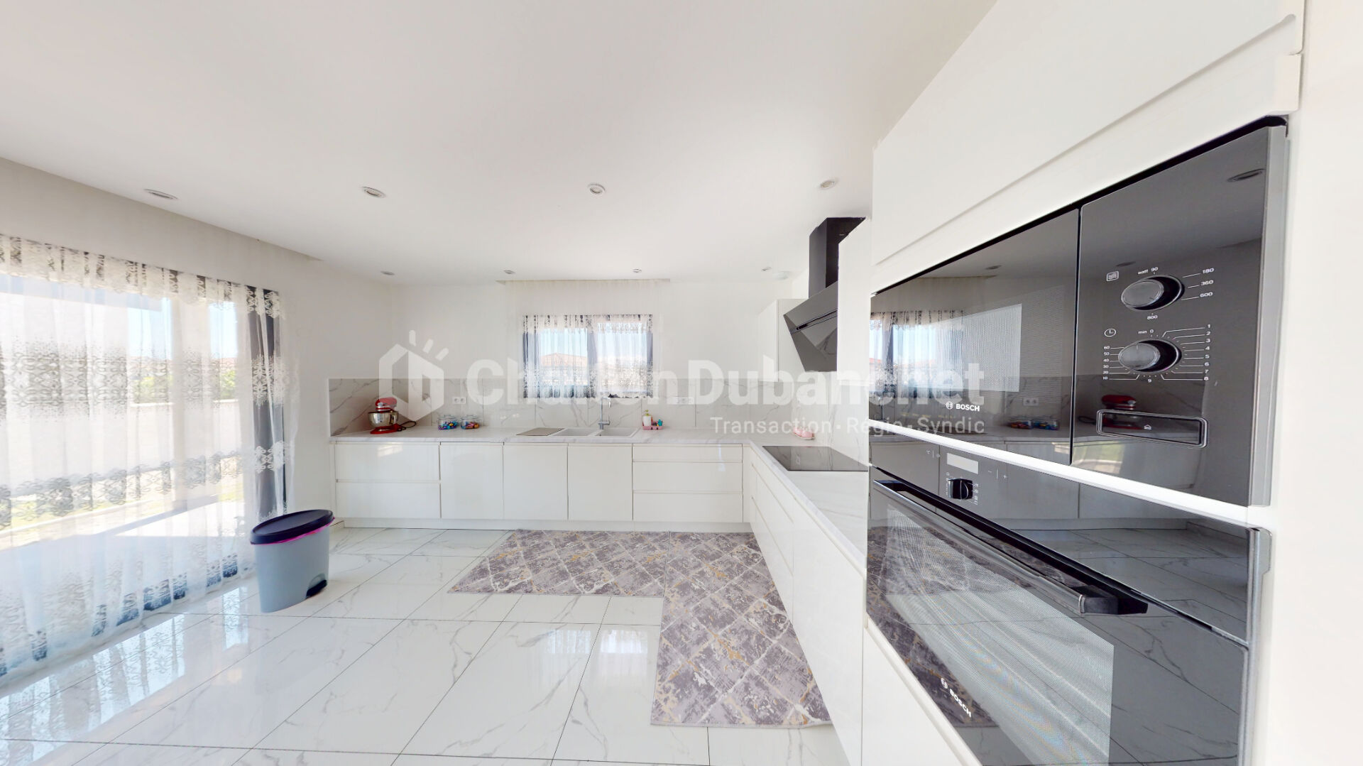 Photo Maison  5 pièce(s) 128 m2 image 2/6