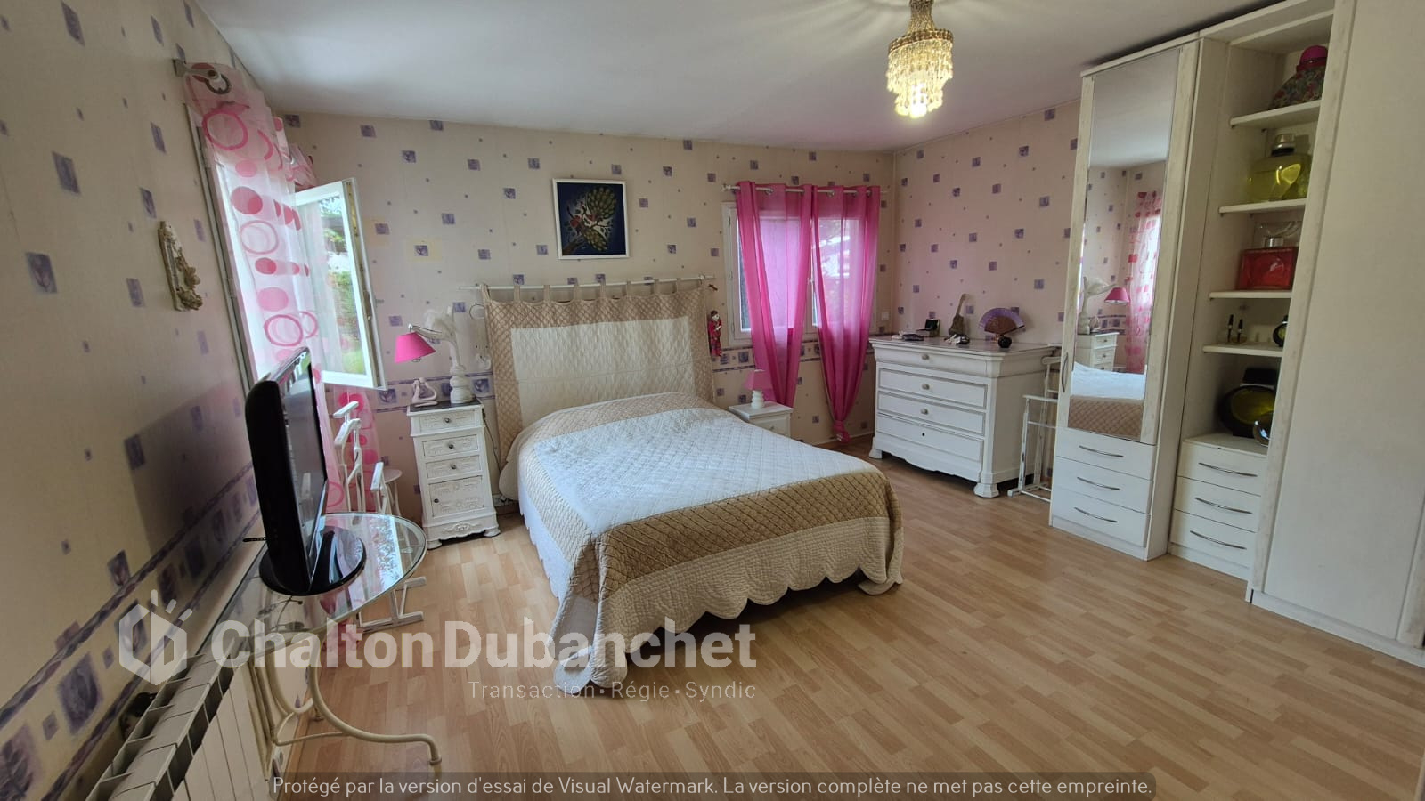 Photo Maison Civens 5 pièce(s) 124 m2 image 5/6