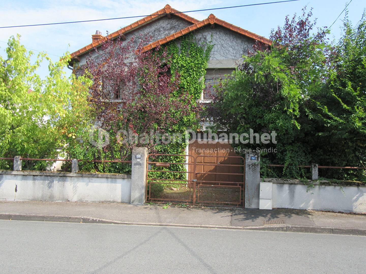 Photo RIORGES - Maison de 126 m² image 2/6