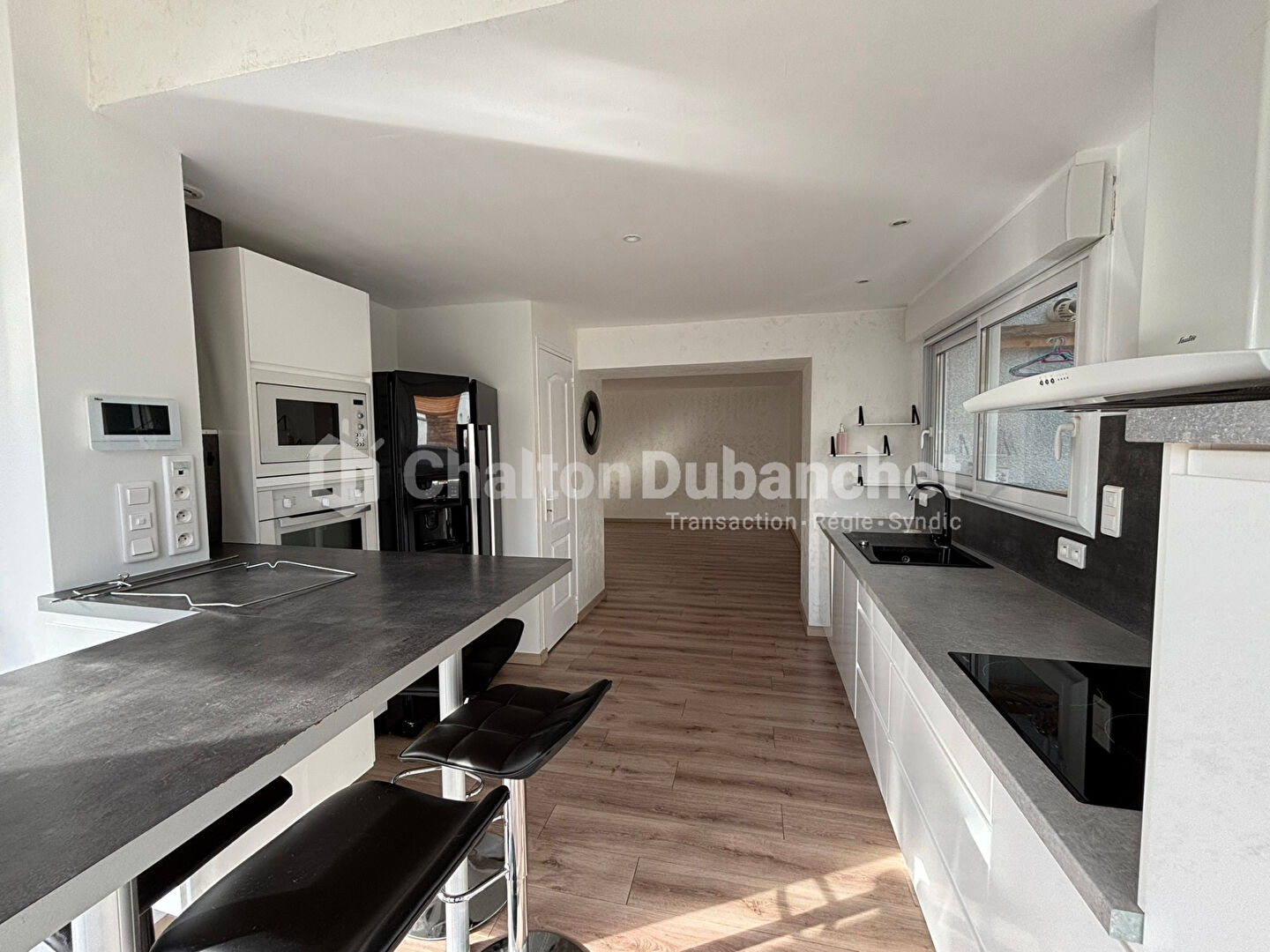 Agence immobilière de 
 CHALTON DUBANCHET IMMOBILIER - CHALTON DUBANCHET IMMOBILIER 
