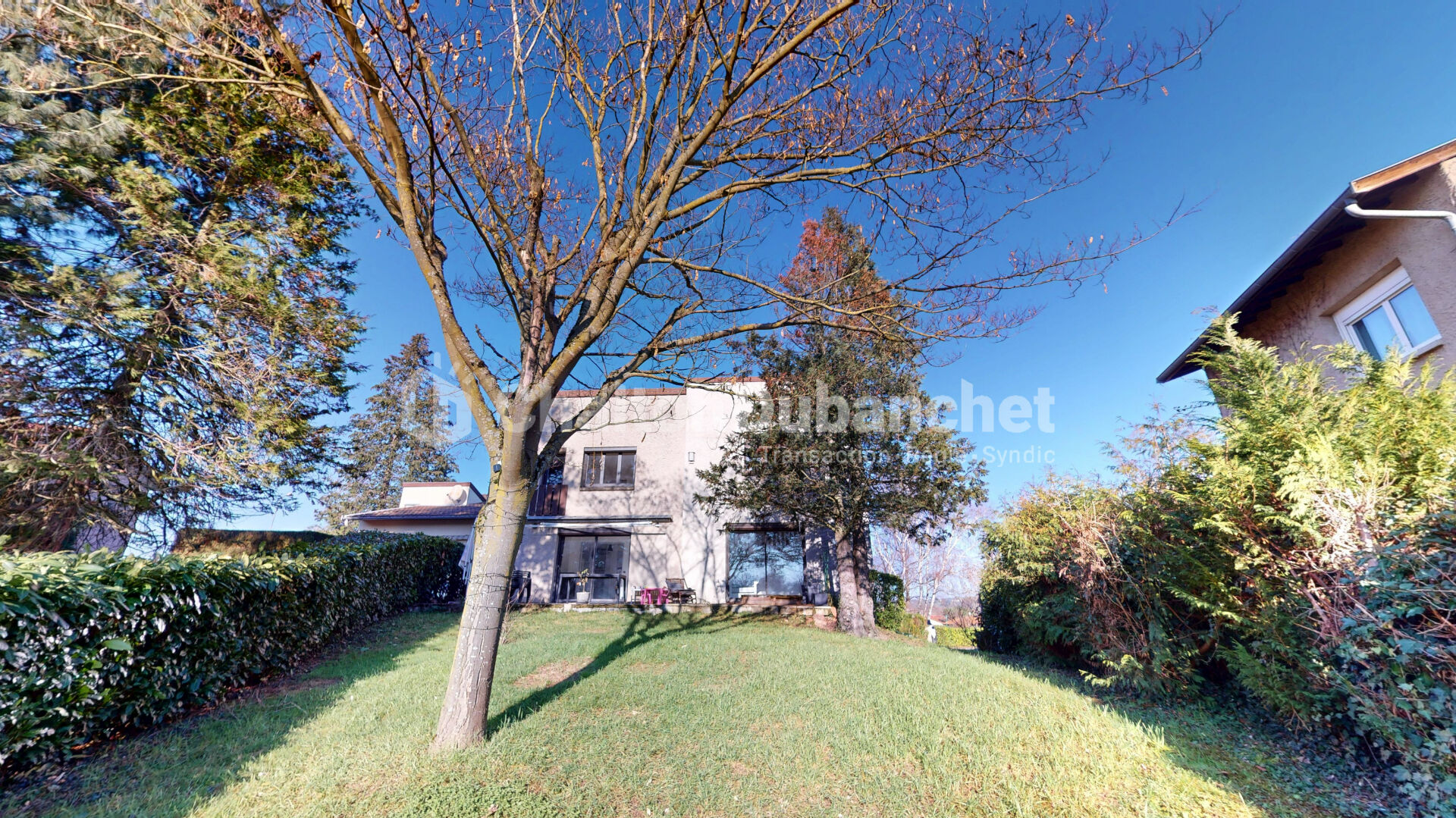 Photo PARIGNY  - Maison 5 pièces de 116 m²  - image 2/6